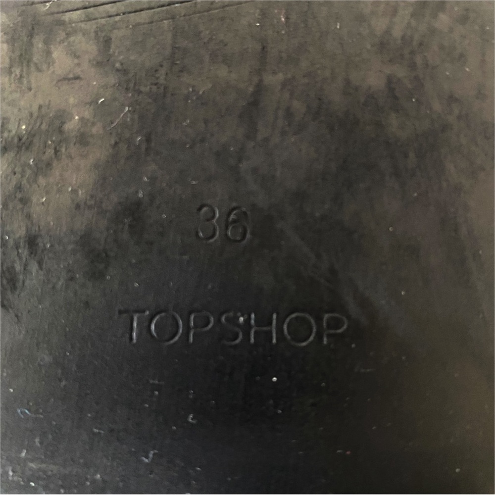 Topshop Size 5 1/2 Biker Moto Boot Amelia Leather With Studs - Picture 8 of 9